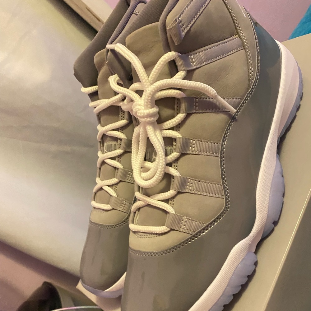 Jordan 11 sz13 $330tgey are brand new never worn before DS - Picture 1 of 8